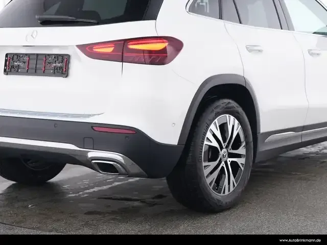 Mercedes-Benz GLA 180