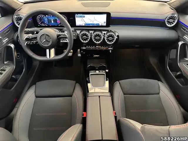 Mercedes-Benz CLA 200