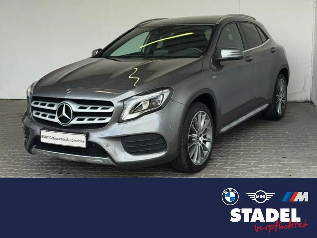 Mercedes-Benz GLA 200