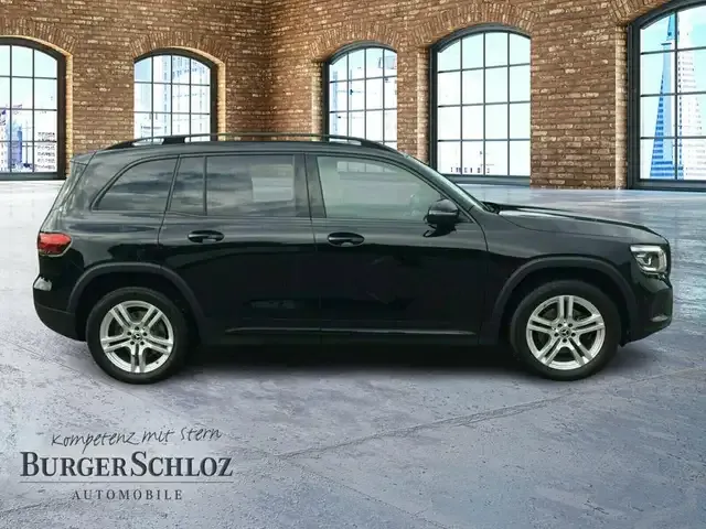 Mercedes-Benz GLB 200