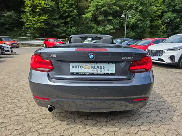 BMW 218