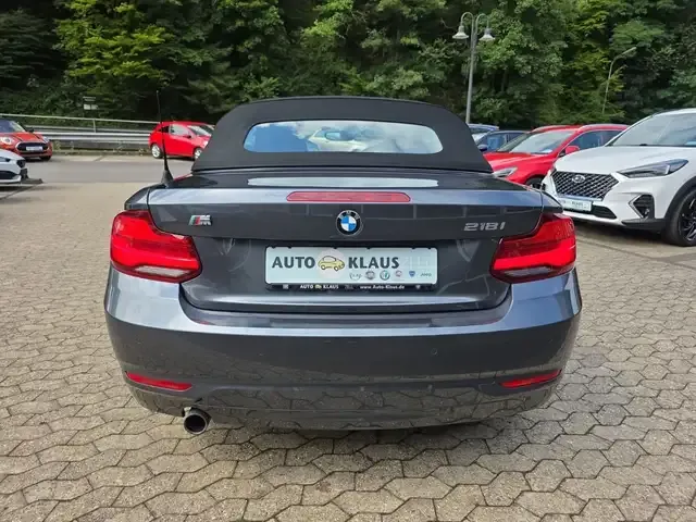 BMW 218