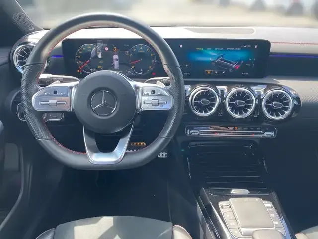 Mercedes-Benz CLA 35 AMG