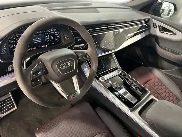 Audi RS Q8