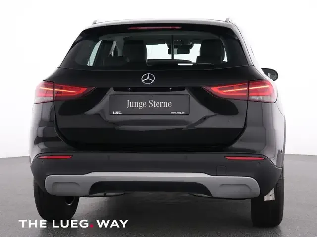 Mercedes-Benz GLA 180