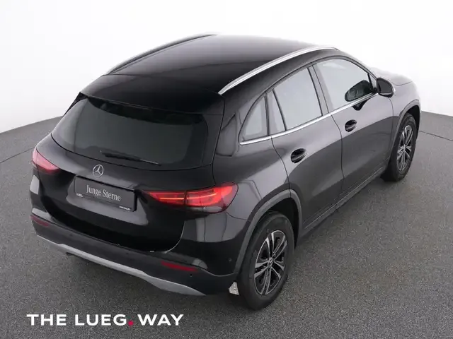 Mercedes-Benz GLA 180