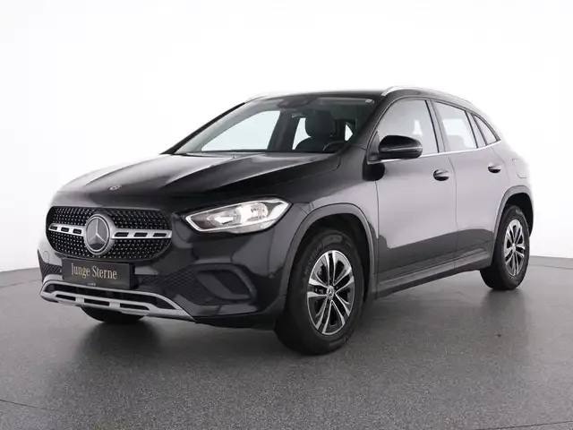 Mercedes-Benz GLA 180