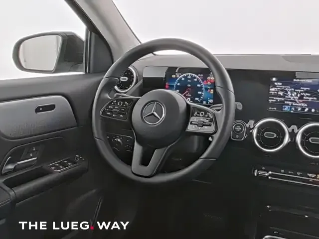 Mercedes-Benz GLA 180