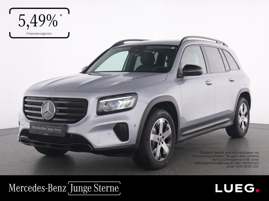 Mercedes-Benz GLB 200