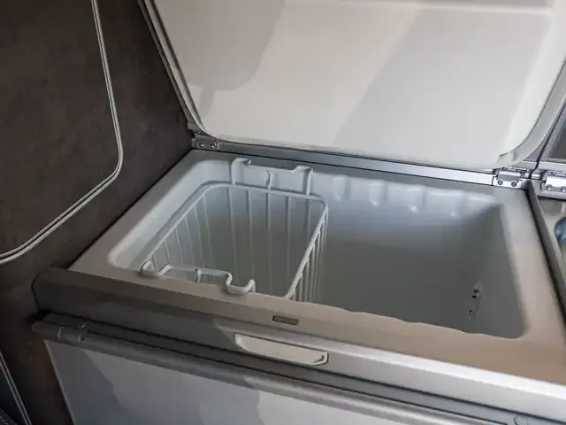 Volkswagen T6.1 California