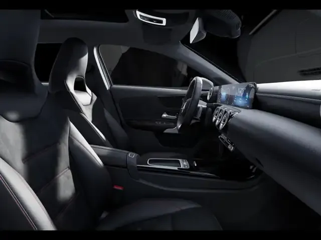 Mercedes-Benz A 220