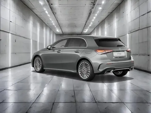 Mercedes-Benz A 220