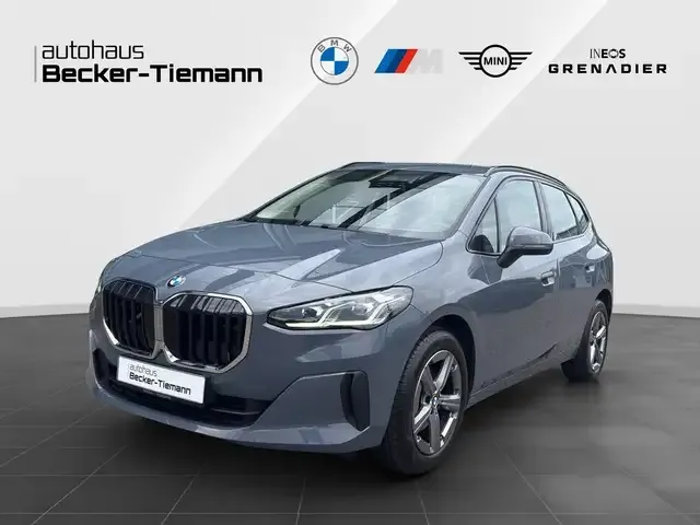 BMW 220
