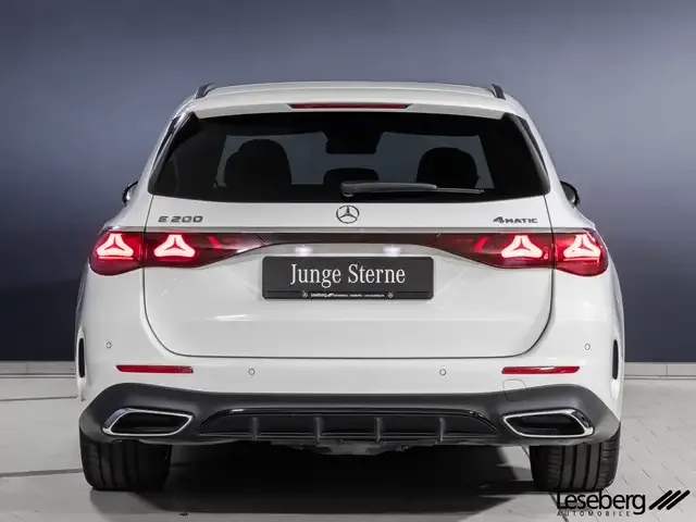 Mercedes-Benz E 200