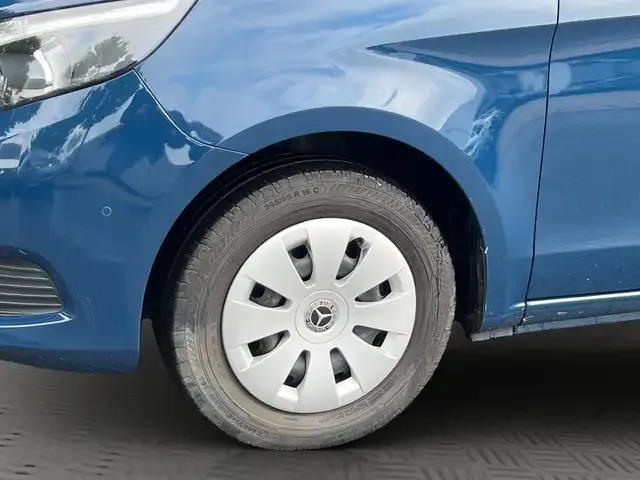 Mercedes-Benz V 200