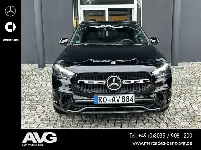 Mercedes-Benz GLA 200