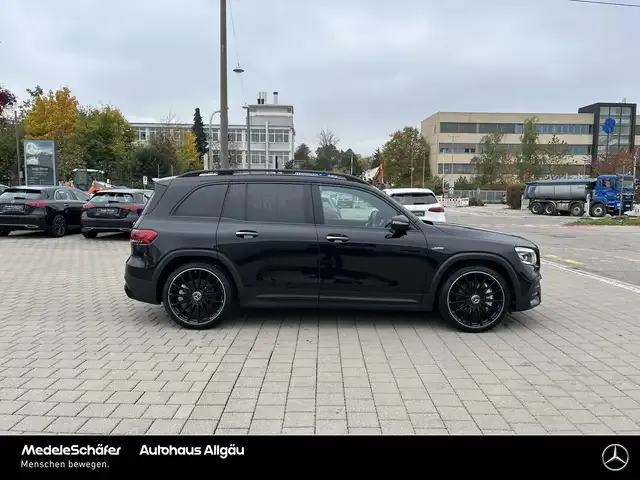 Mercedes-Benz GLB 35 AMG