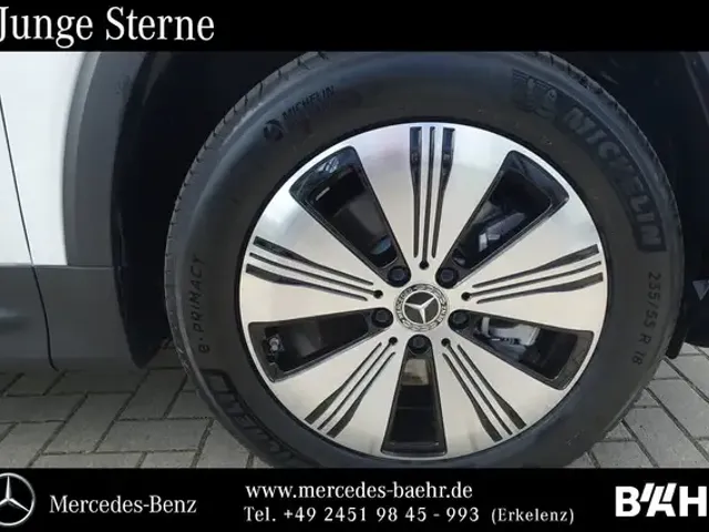 Mercedes-Benz EQB 300