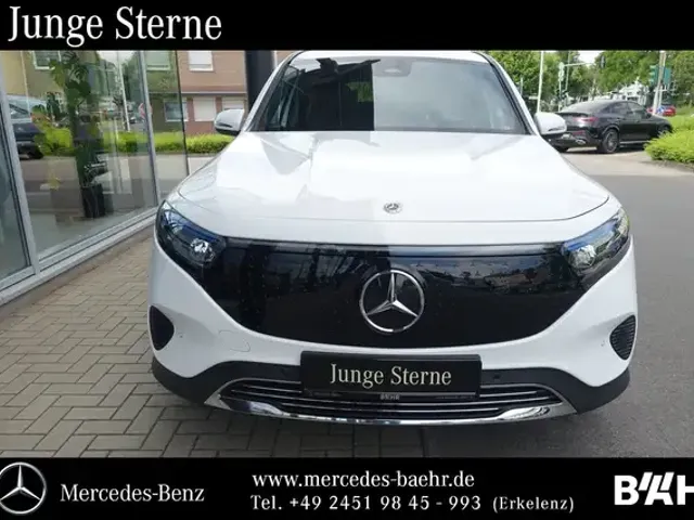 Mercedes-Benz EQB 300