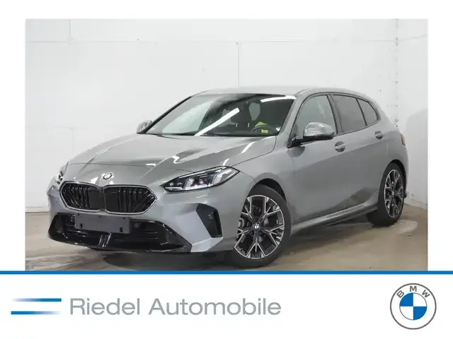 BMW 114
