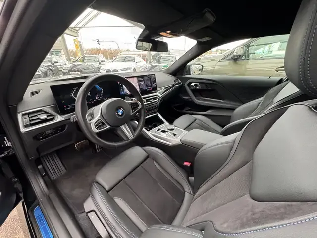 BMW 220
