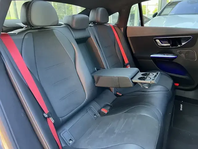 Mercedes-Benz EQE 350