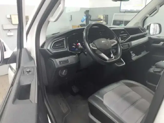 Volkswagen T6.1 Multivan