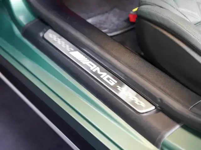Mercedes-Benz SL 63 AMG