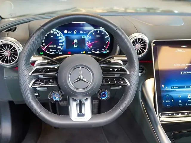 Mercedes-Benz SL 63 AMG