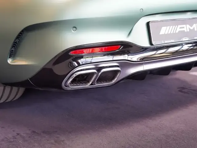 Mercedes-Benz SL 63 AMG