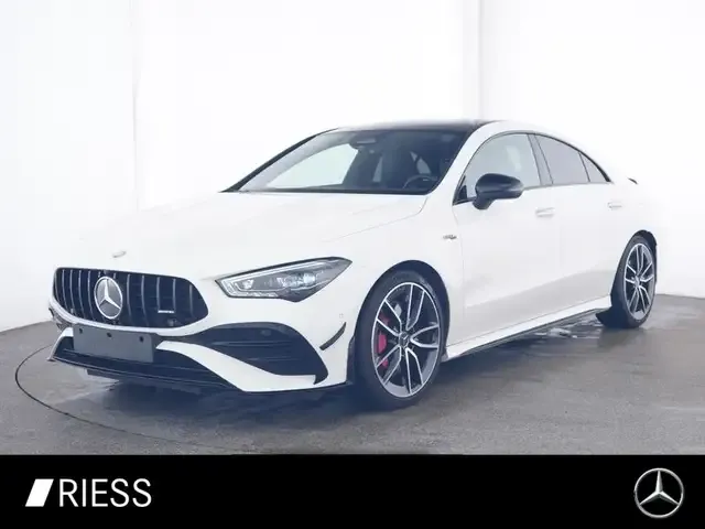Mercedes-Benz CLA 35 AMG