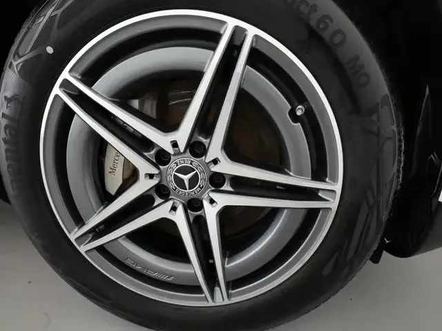 Mercedes-Benz EQC 400