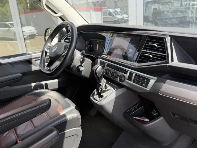 Volkswagen T6.1 Multivan