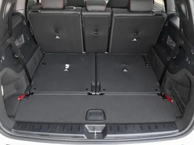 Mercedes-Benz GLB 220