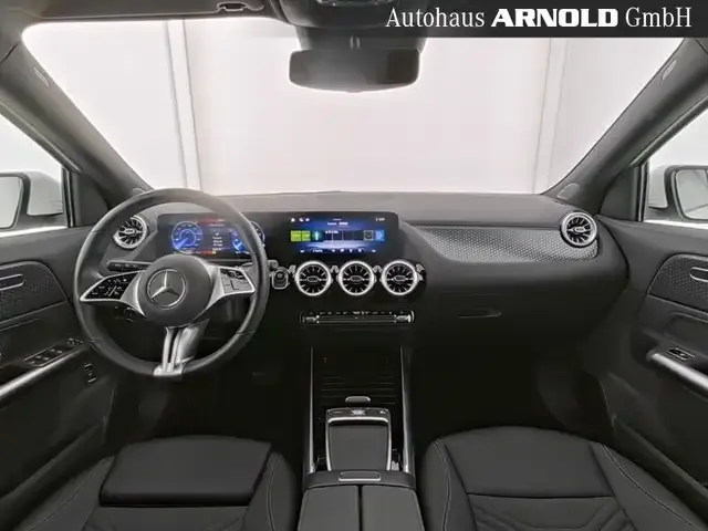 Mercedes-Benz EQA 300