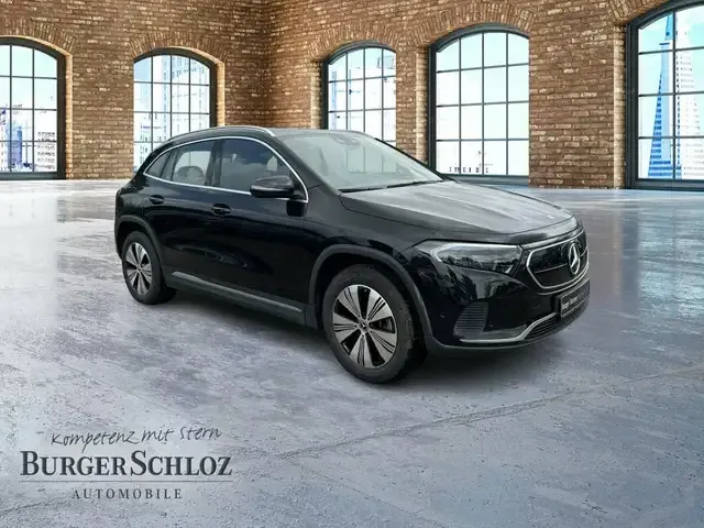 Mercedes-Benz EQA 300