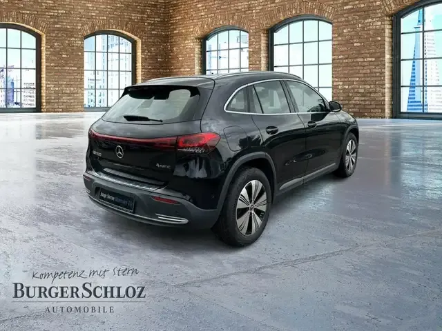 Mercedes-Benz EQA 300