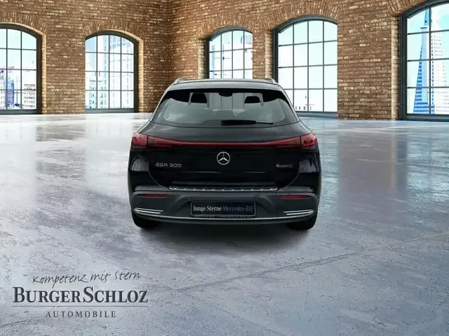 Mercedes-Benz EQA 300