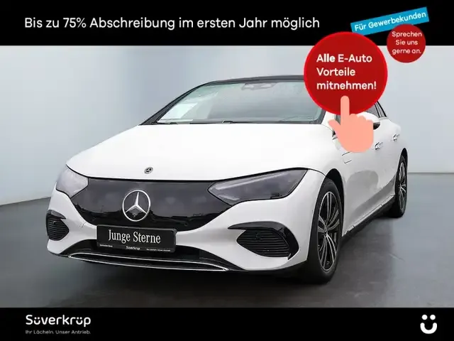 Mercedes-Benz EQE 300
