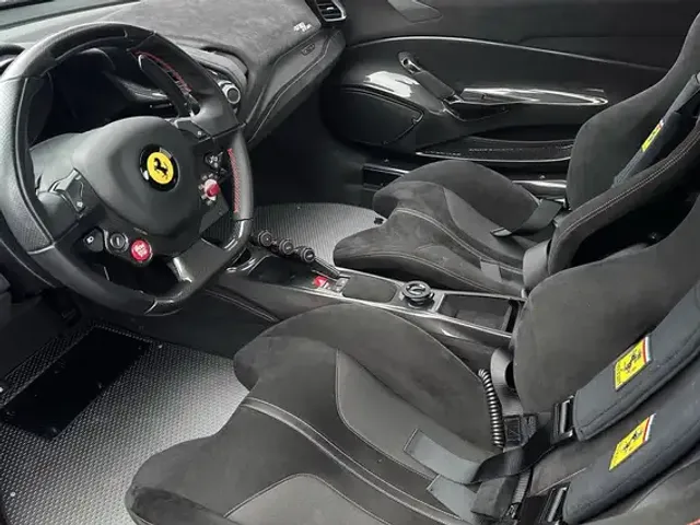 Ferrari 488