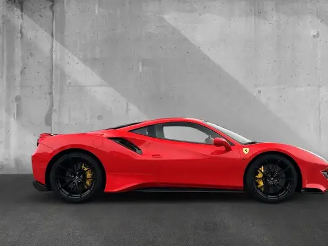 Ferrari 488