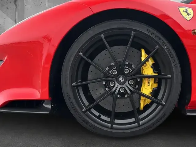 Ferrari 488