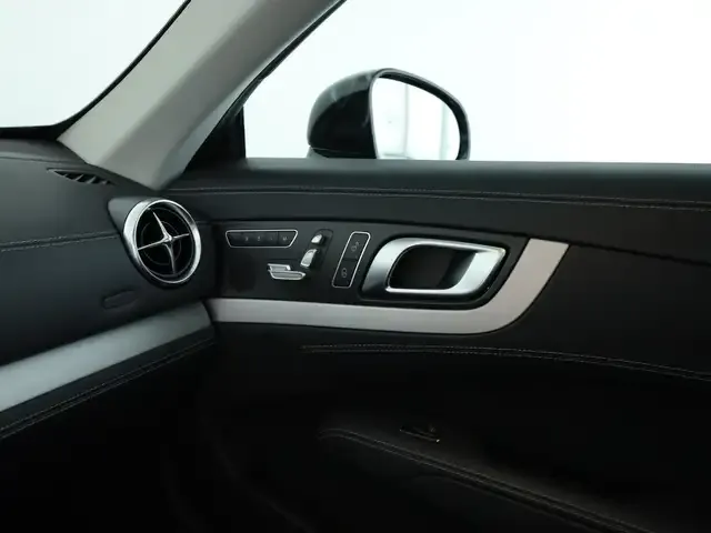 Mercedes-Benz SL 400