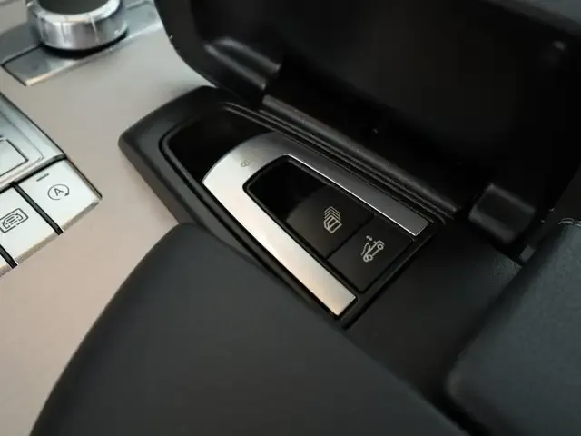 Mercedes-Benz SL 400