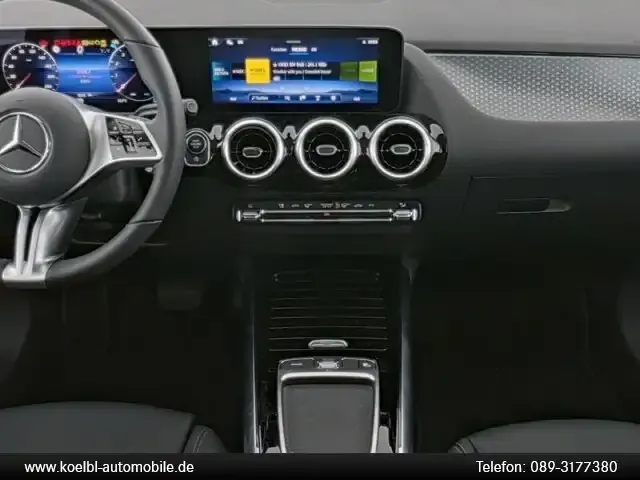 Mercedes-Benz B 180