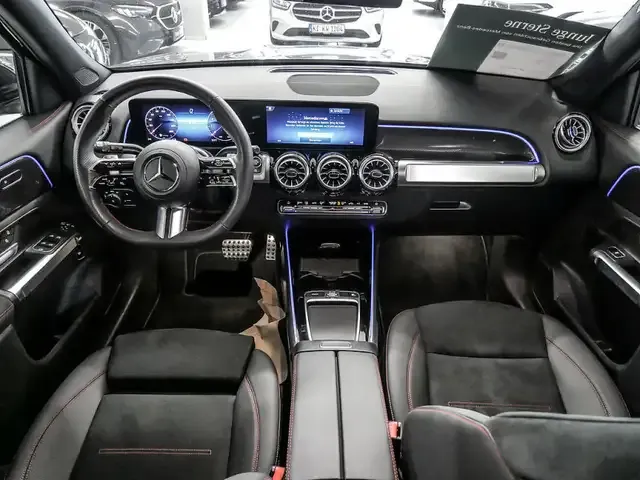 Mercedes-Benz GLB 200