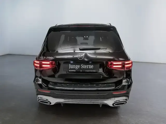 Mercedes-Benz GLB 200