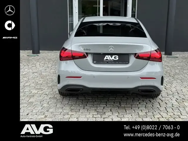 Mercedes-Benz A 200