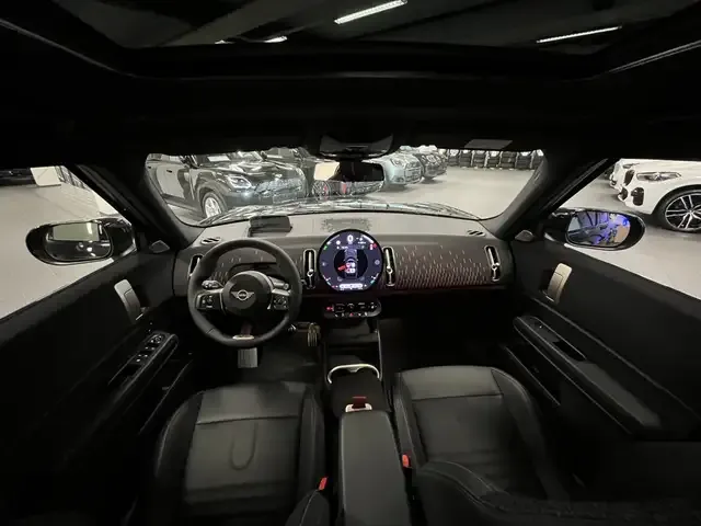 MINI John Cooper Works Countryman