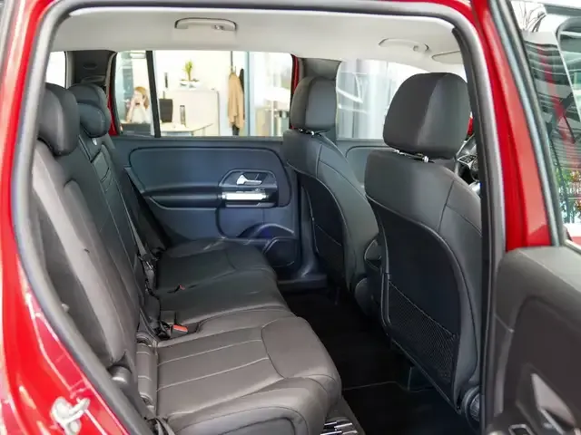 Mercedes-Benz GLB 200